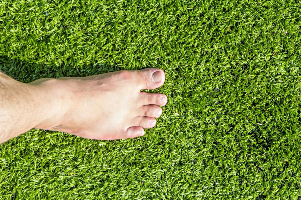 césped artificial quema en verano