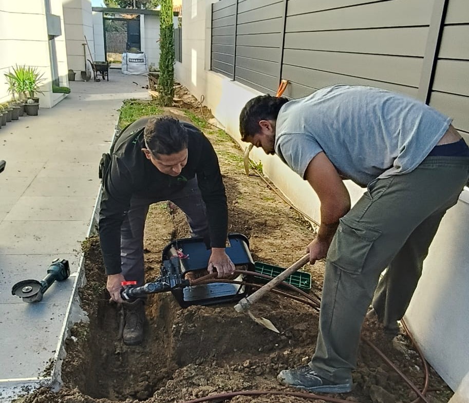 instalar riego por goteo